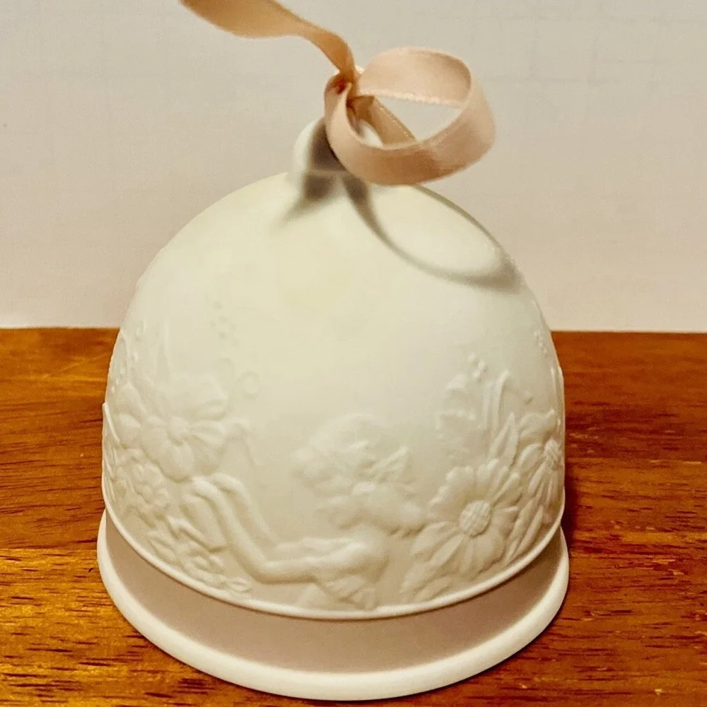 Lladro Spain Four Seasons Bells Retired Lot of 4 Annual 1991 1992 1993‎ 1994